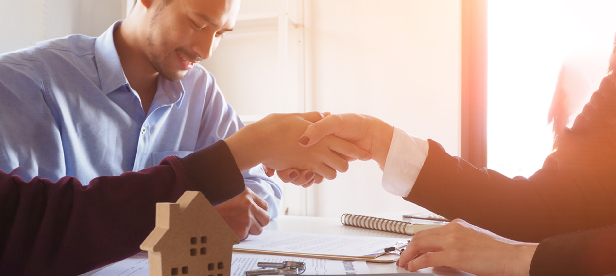 Image showing a close up of people shaking hands